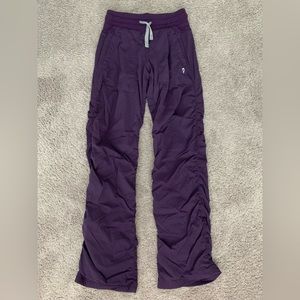 Ivvivva By Lululemon lined wide leg cinched purple pants child size 10
